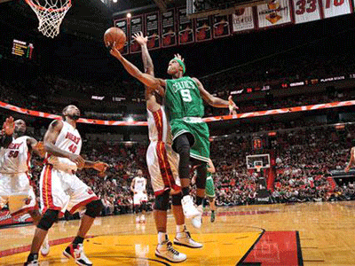 nba籃網(wǎng)vs湖人直播在線(xiàn)觀(guān)看